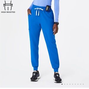 Figs Women’s Uman Relaxed High-Waisted Jogger Scrub Pants